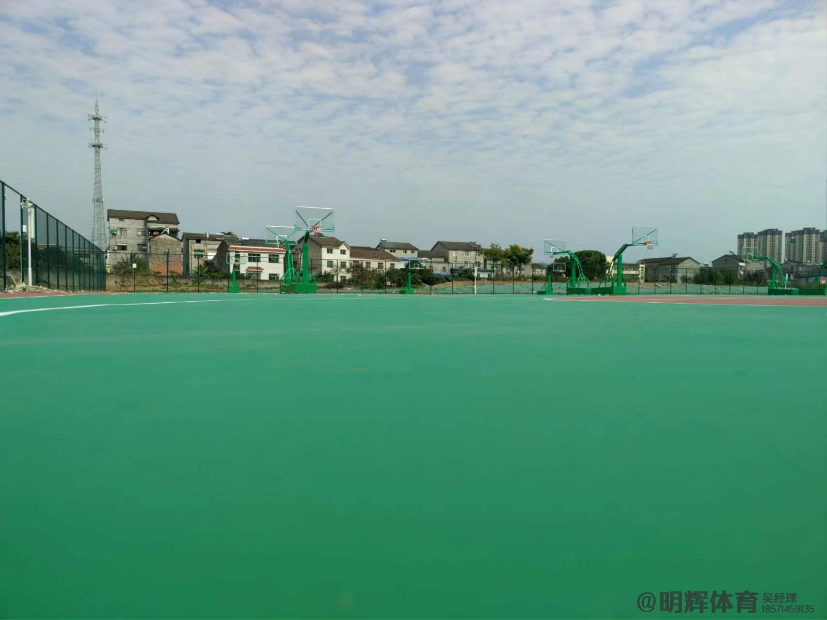 汉中硬地丙烯酸球场的优缺点